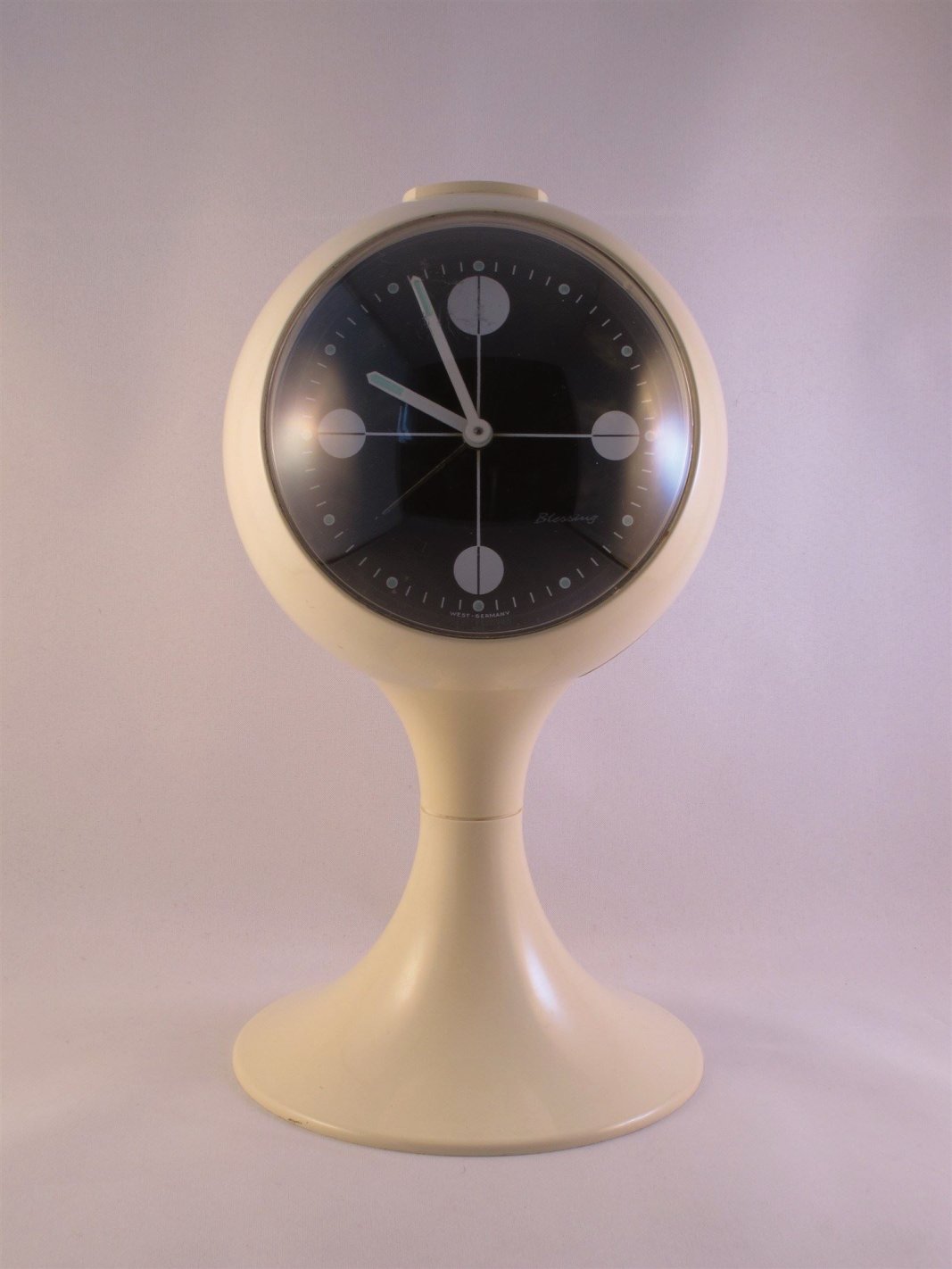 Space age clock