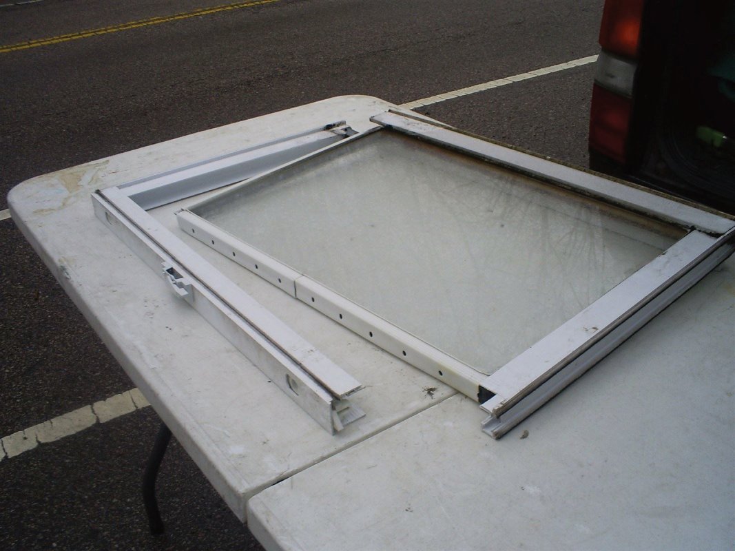 Atlas Glass Repair - Broken window repair in Philadelphia Pa 