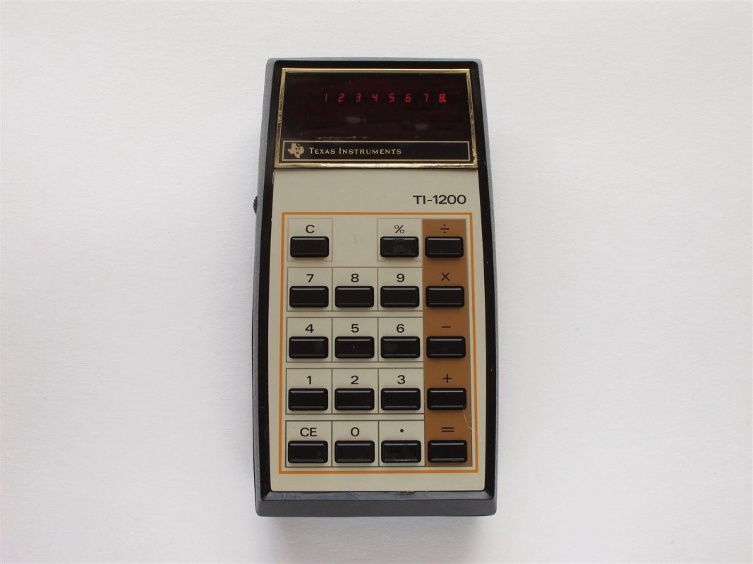 Pocket LED calculator