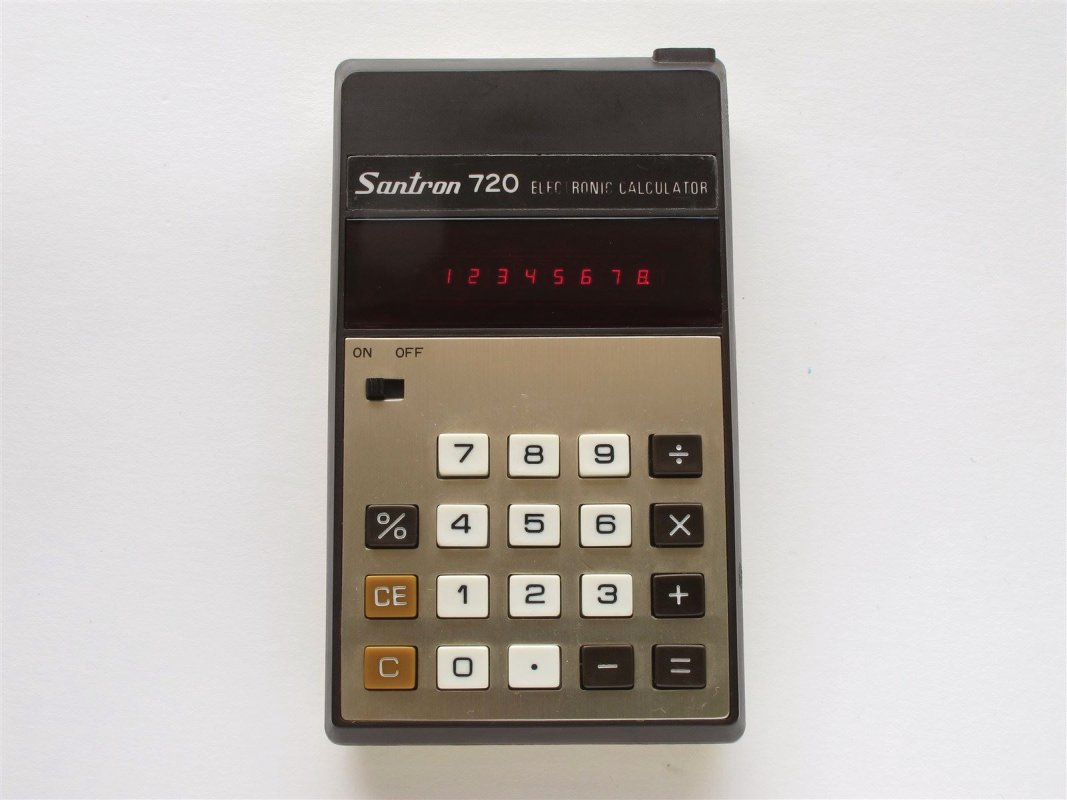 Pocket LED calculator