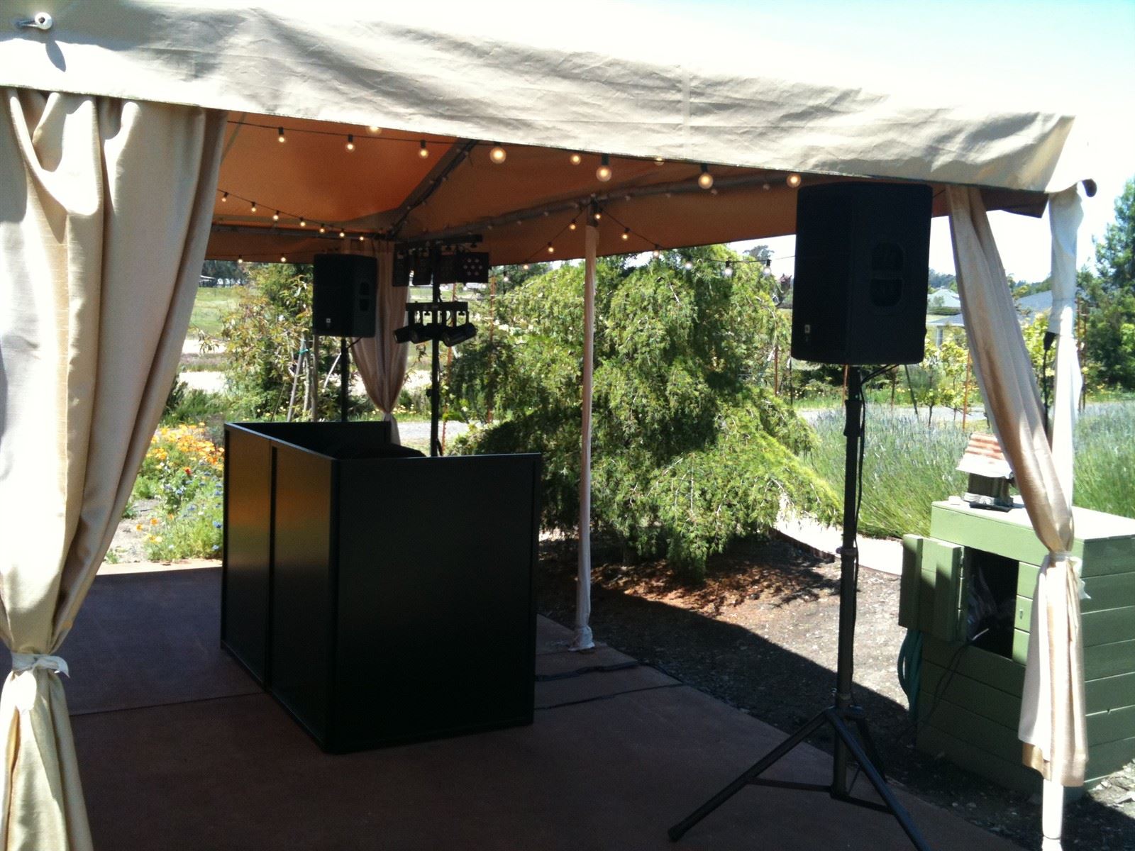 Sova Gardens Wedding - Runaway DJ and Events : You won't see a ton of wires and things hanging from our equipment. We like it tight and clean!