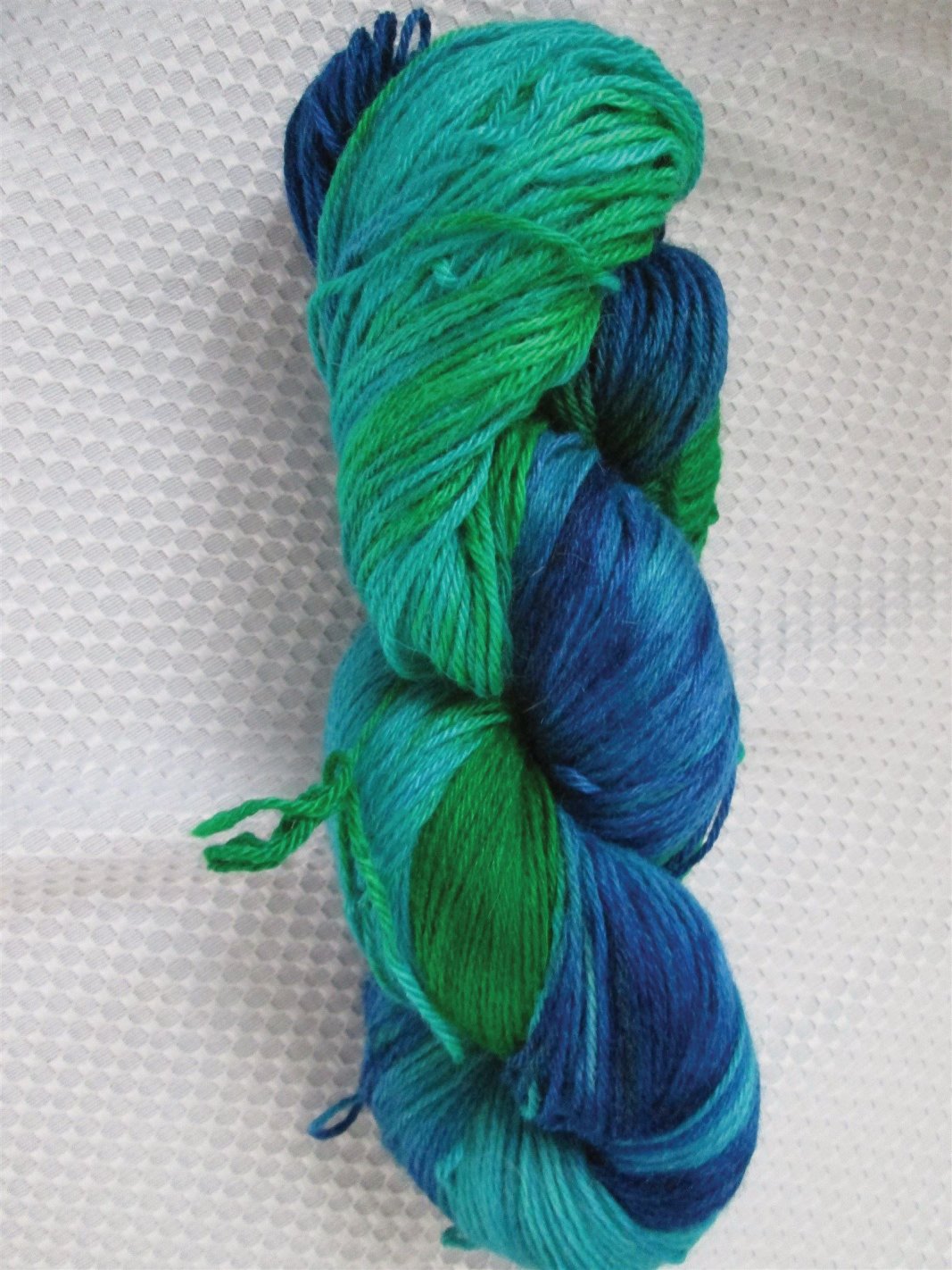 The colours of this alpaca/silk blend remind me of the tropical seas.