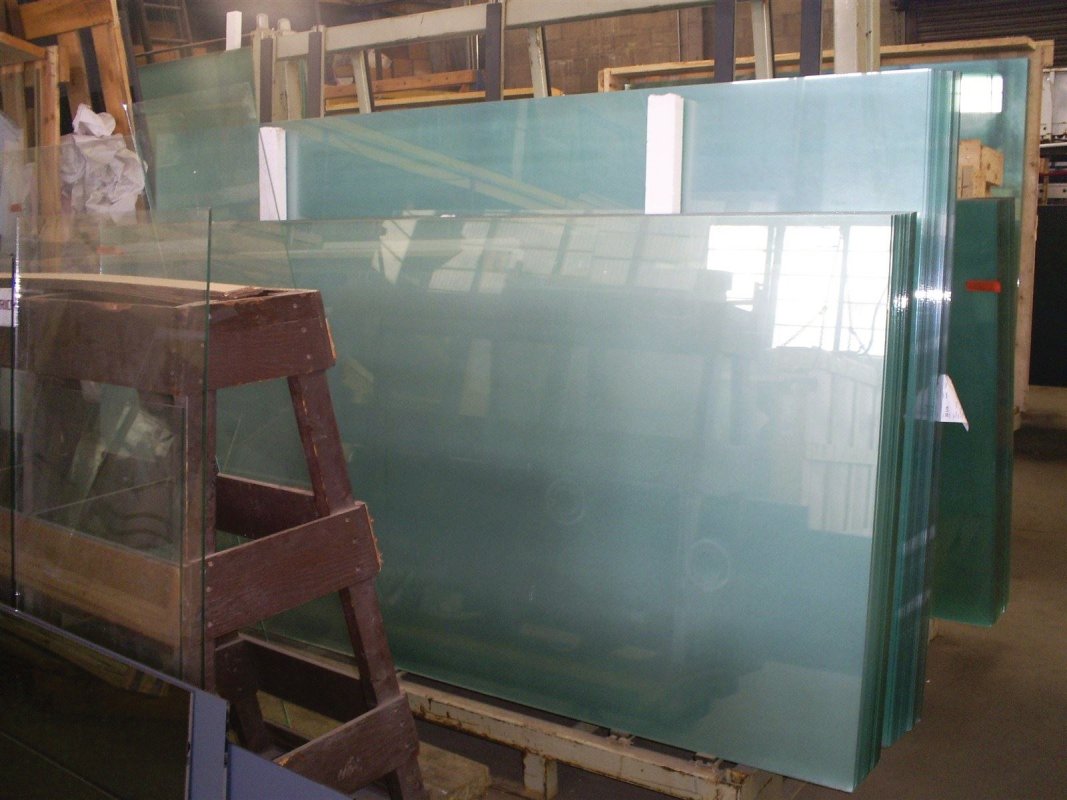 We stock a large variety of plate & safety glass