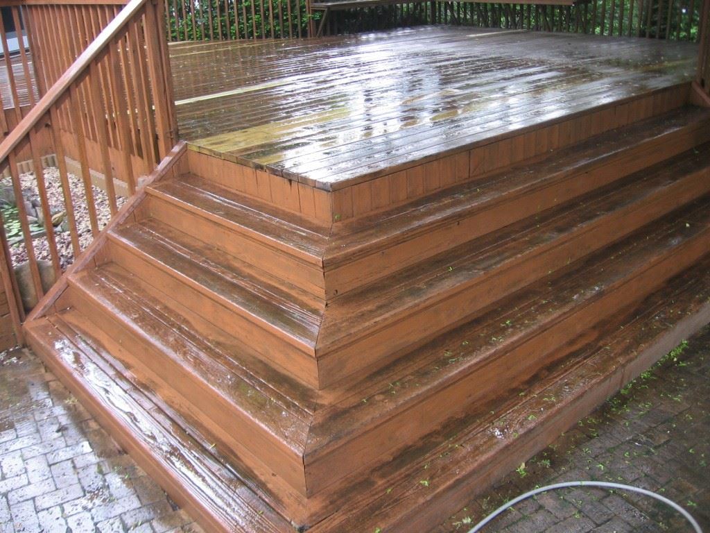 Deck Staining in Huntington : Before