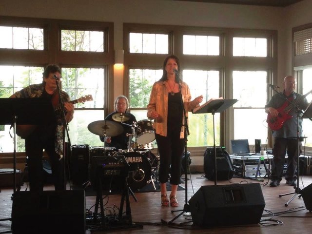 Randi Fay and Limited Edition at the Horseshoe Bay Country Club, featuring Mick Maloney Bob Balsley Kevin Crocker Daniel Collins Green Bay WI Sonic MD