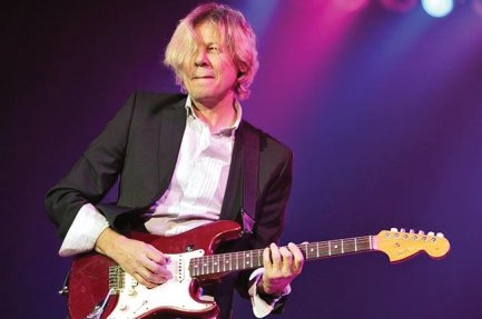 HAPPY BIRTHDAY APRIL 15TH TO THE LATE GREAT JAZZ GUITARIST JEFF GOLUB. RIPPITOPEN.COM.