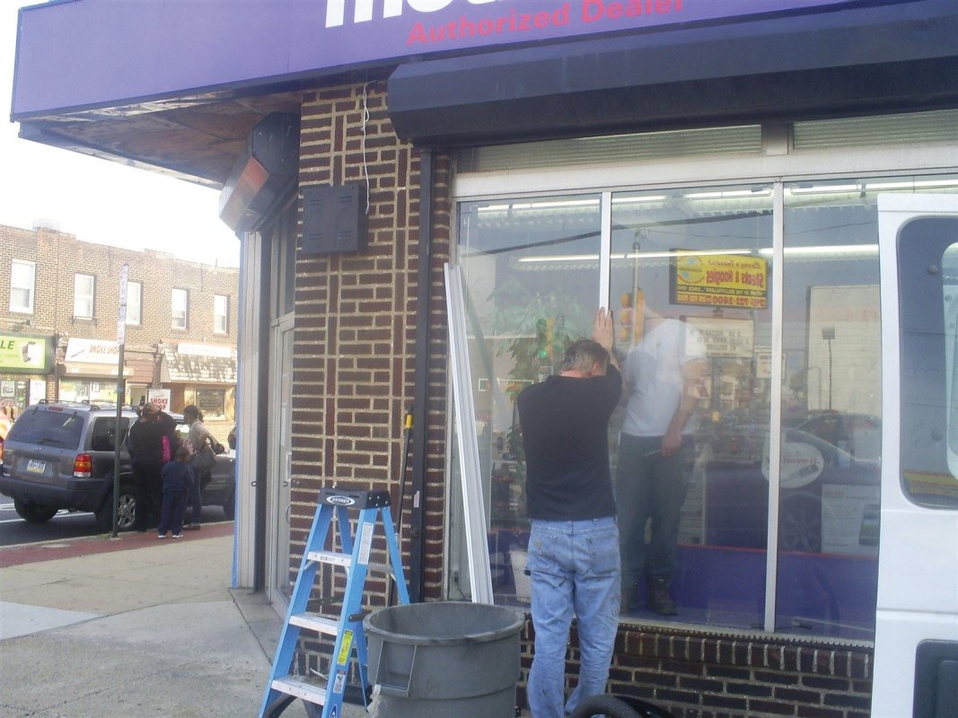Storefront window repair in Philadelphia Pa