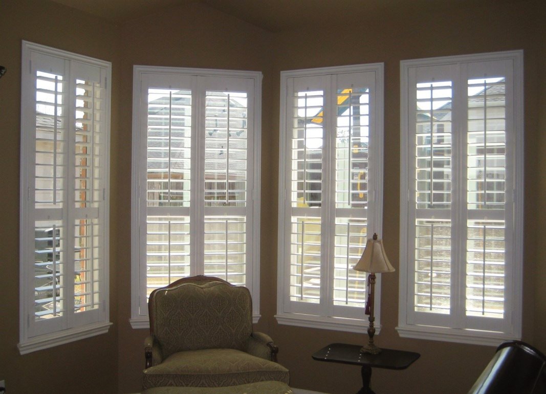 After with 3 1/2" Plantation Shutters
