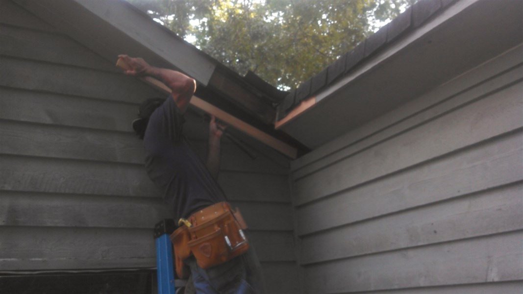 Handyman - Home Improvements, Repairs, & Exterior House Painters - Alpharetta