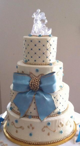 Blue gold wedding cake