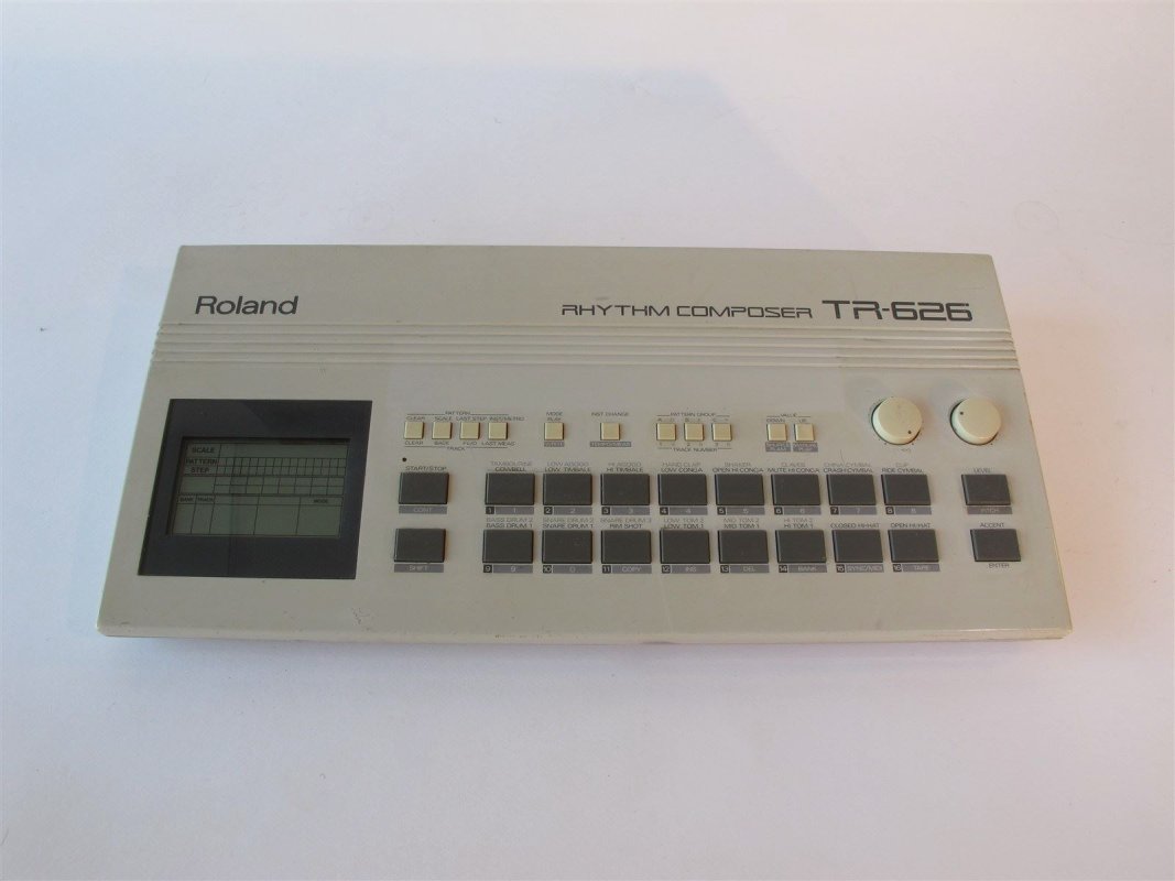 Roland TR 606