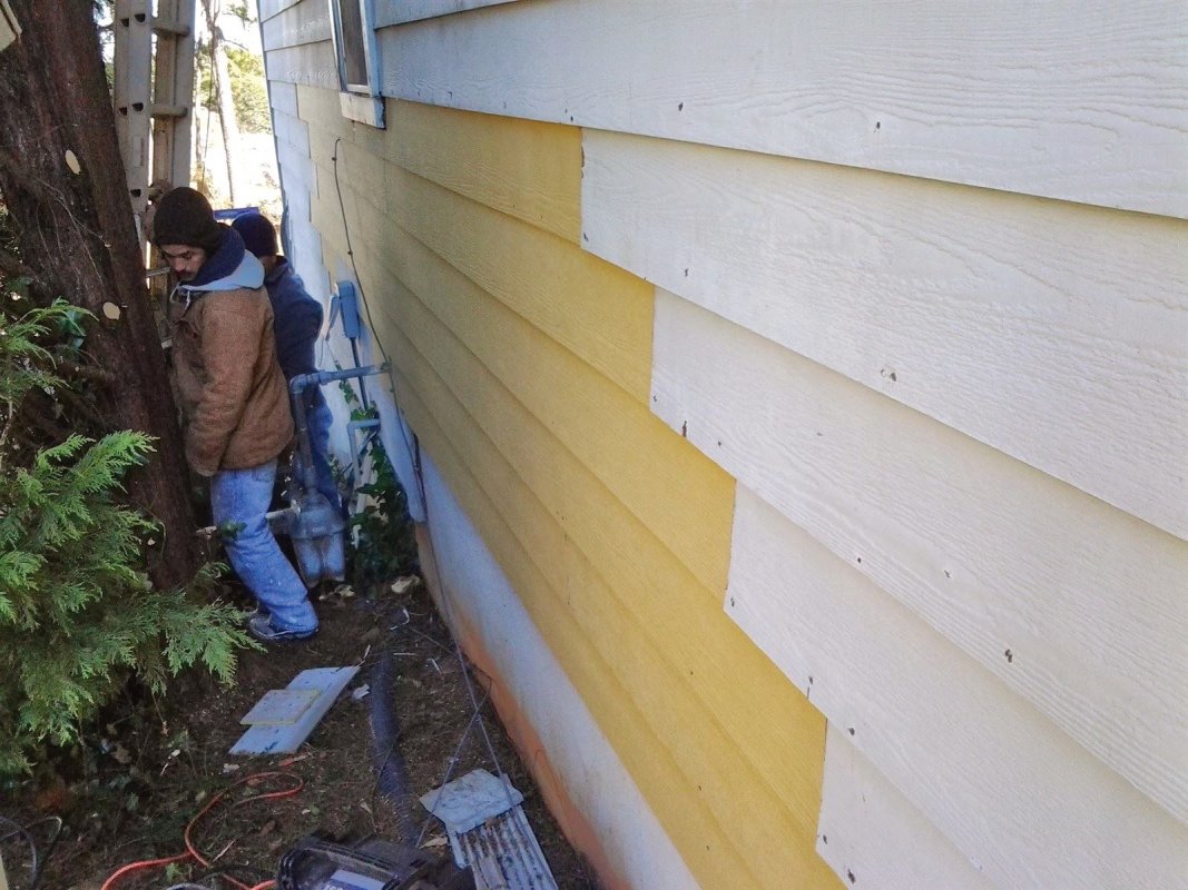 Home Improvements - Siding Repairs from Handyman - Marietta
