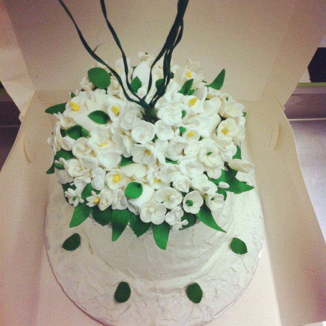 Chocolate Vase Wedding cake