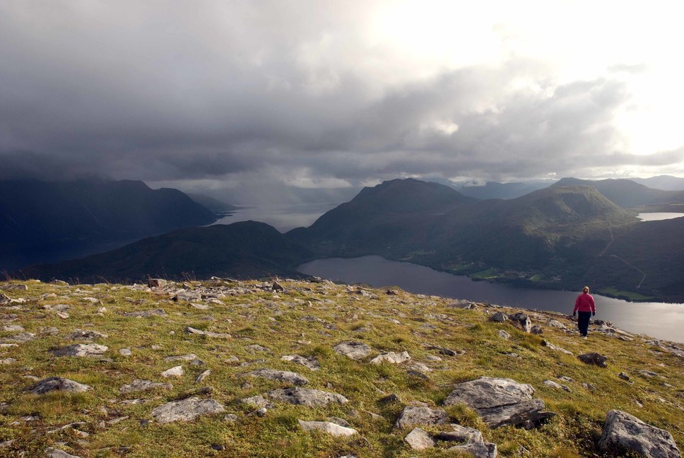 Melshornet, Hareid (668 m.o.h)