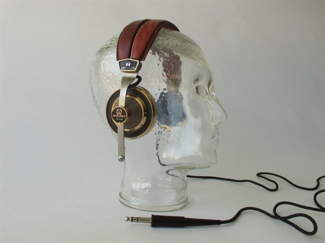 Pioneer SE L5 vintage headphones