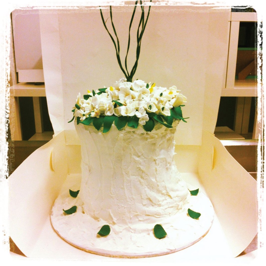 Chocolate Vase Wedding cake