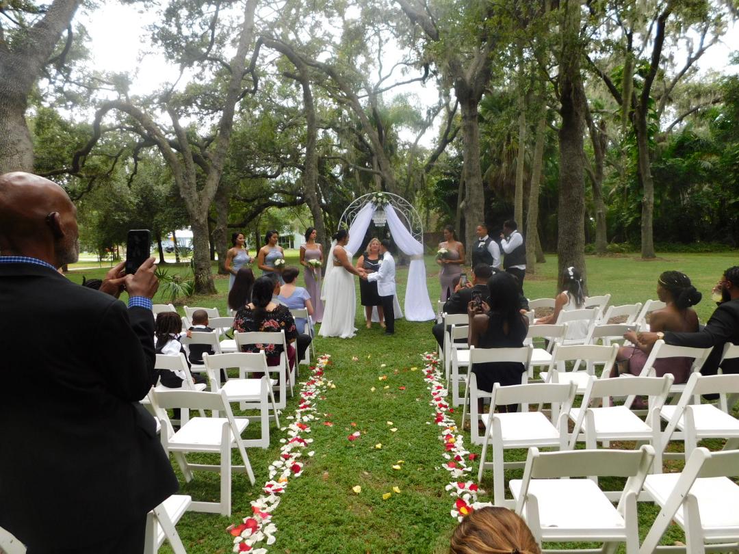 Wedding At Manatee River Garden Club